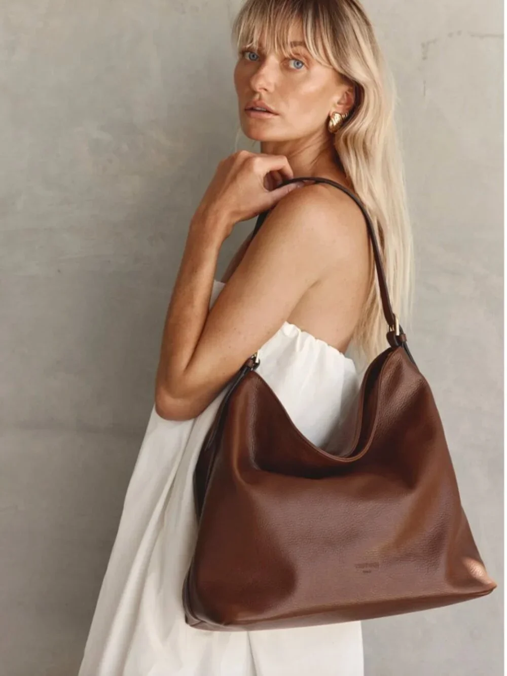 Vestirsi Serena Mocha Leather Hobo Bag